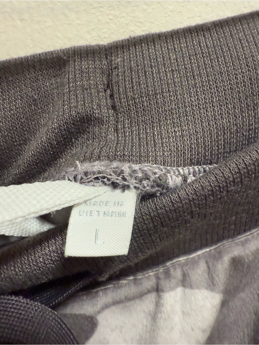 Dkny Womens Gray and White Camo Hooded Pajama Set size L - Picture 10 of 13